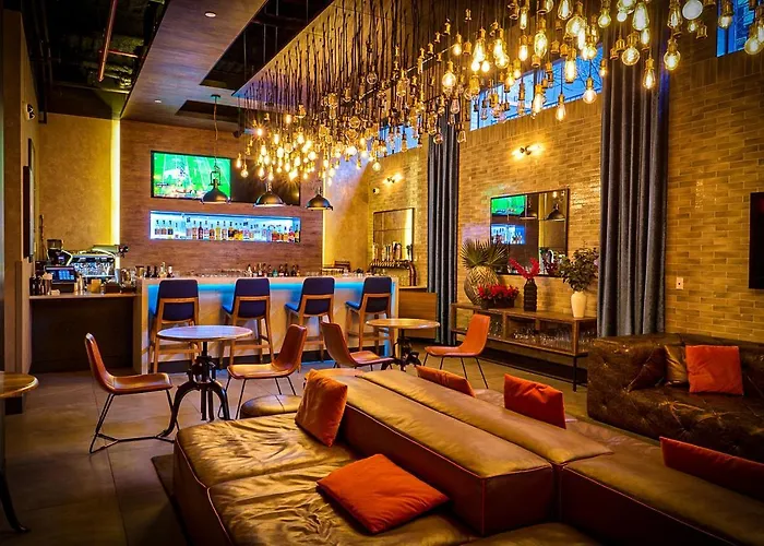 42 Hotel Williamsburg